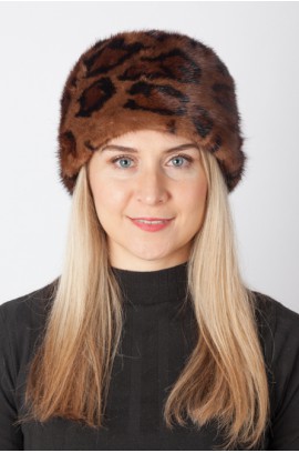 Spotted mink fur hat